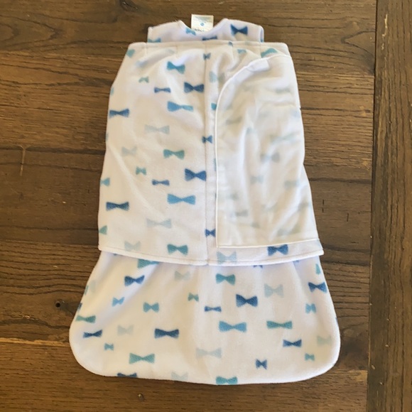 Halo Fleece SleepSack Swaddle - Picture 4 of 5